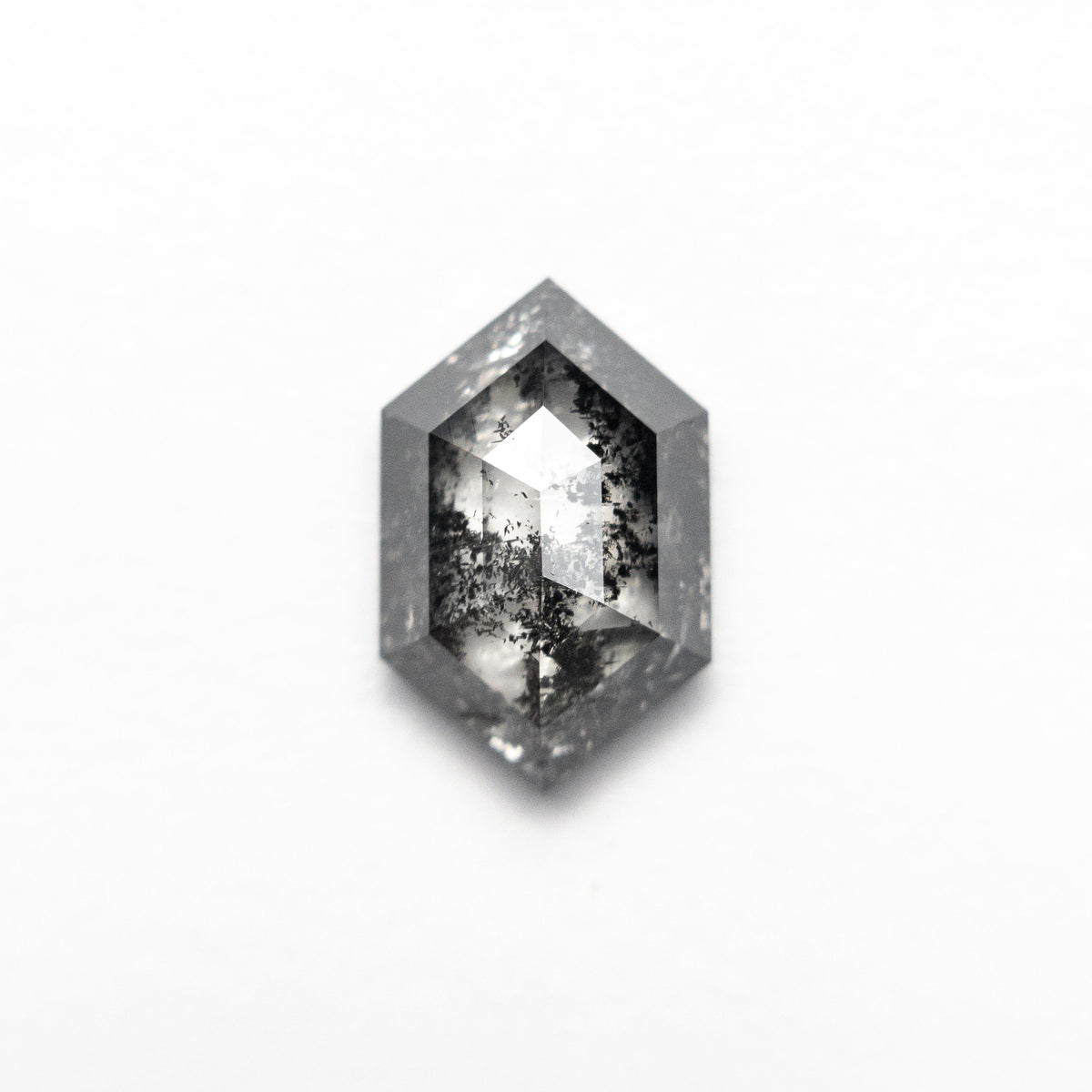 
            1.45ct 9.41x6.04x3.01mm Hexagon Step Cut 25810-13