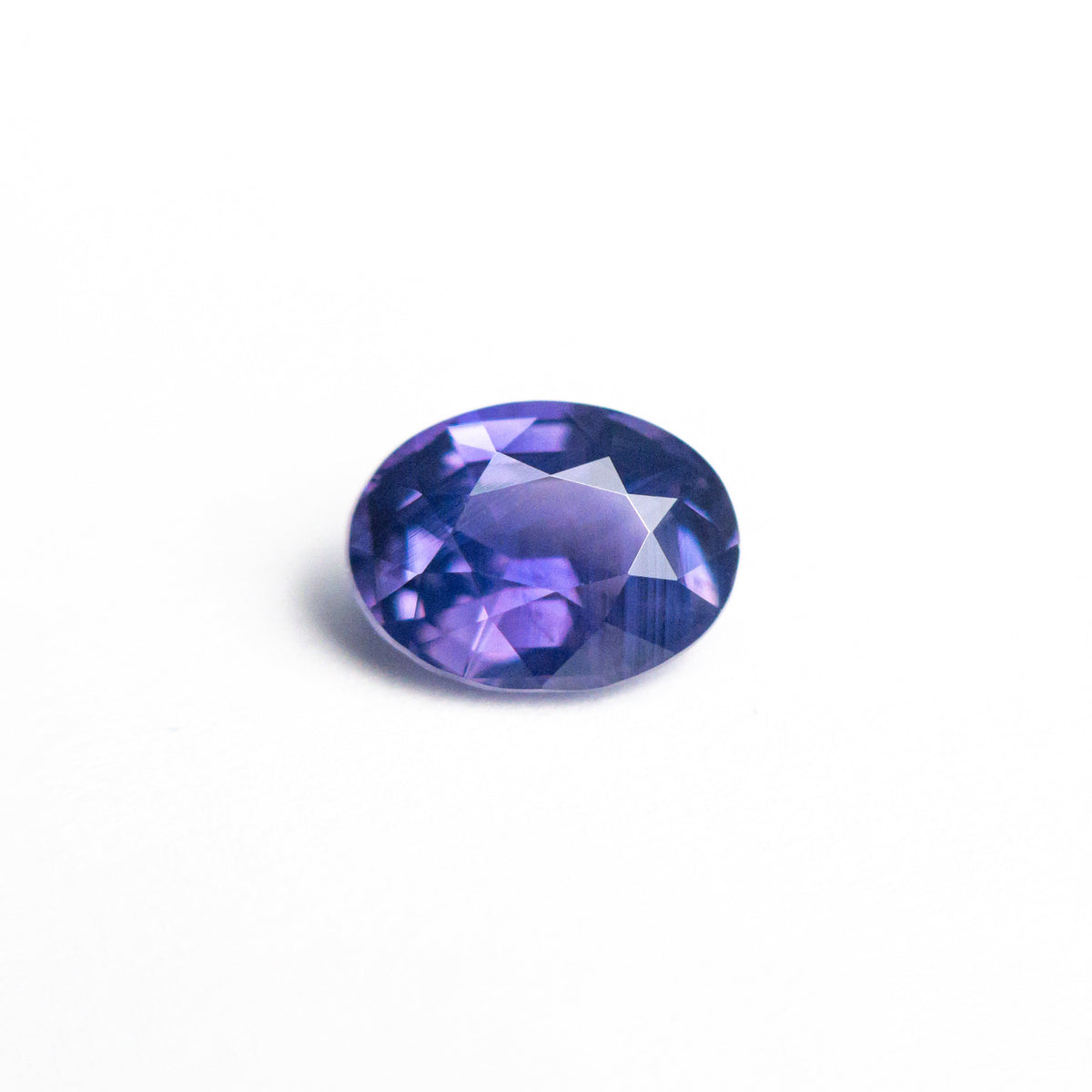 
            1.09ct 7.09x5.31x3.52mm Oval Brilliant Sapphire 25858-01