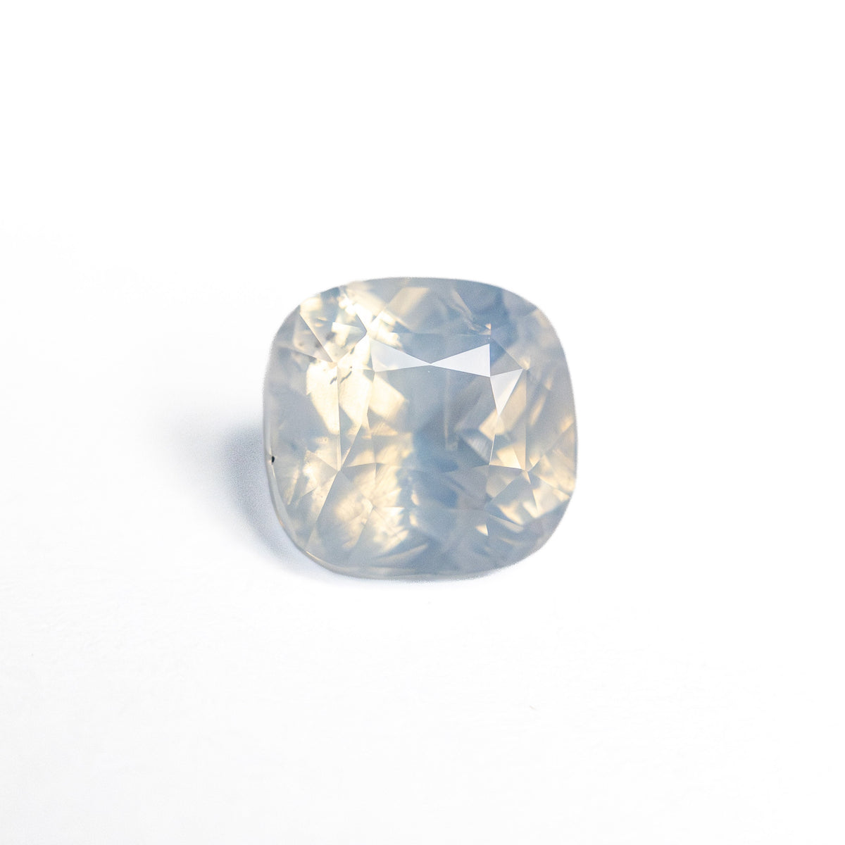 
            1.51ct 6.27x6.10x4.55mm Cushion Brilliant Sapphire 25860-01