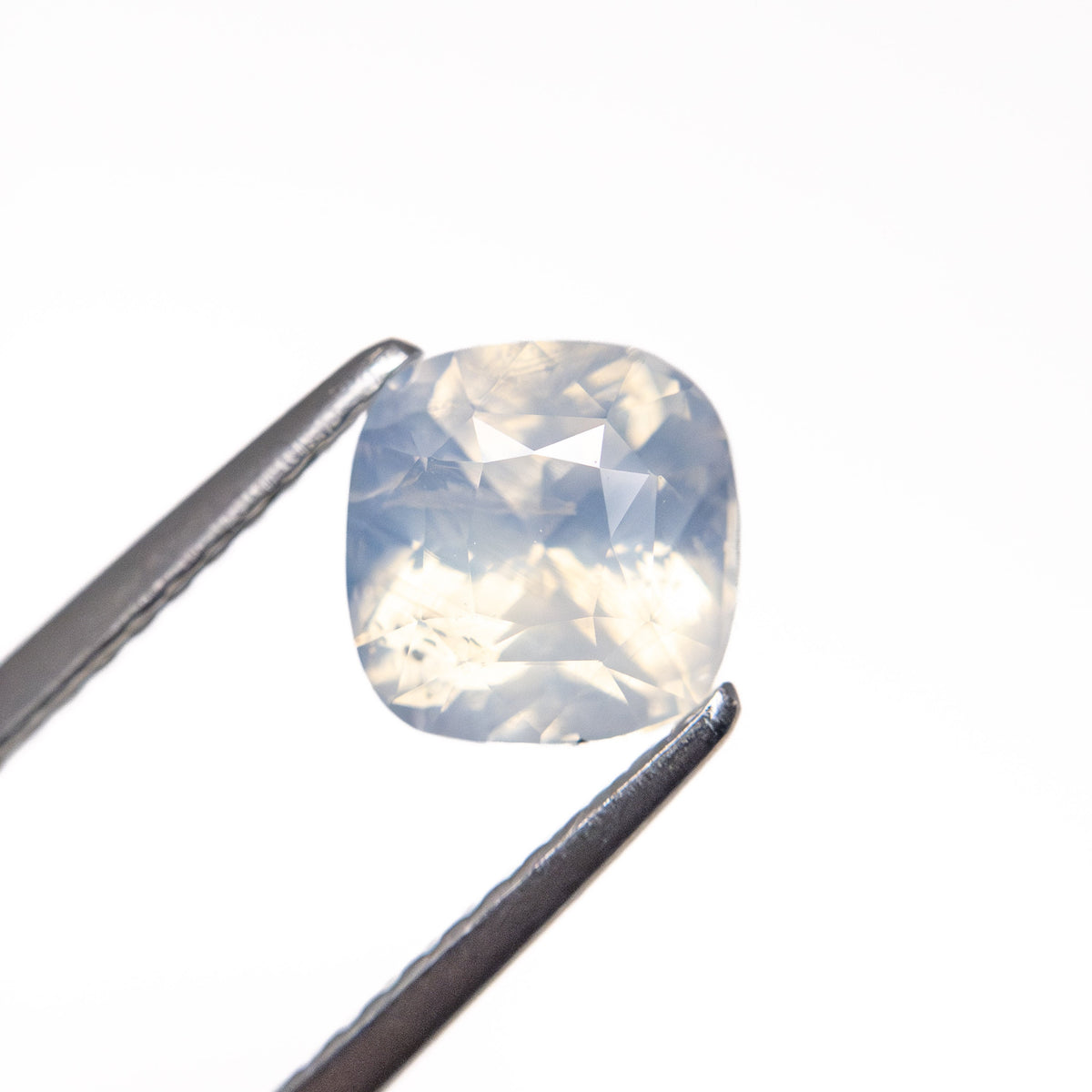 
            1.51ct 6.27x6.10x4.55mm Cushion Brilliant Sapphire 25860-01