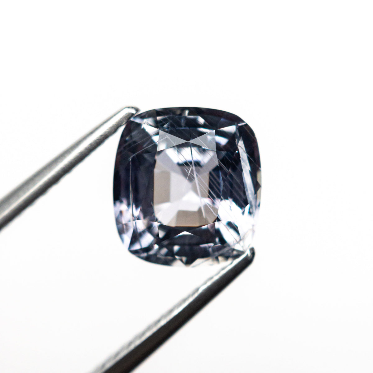 
            2.56ct 7.95x7.37x4.92mm Cushion Brilliant Sapphire 25938-01