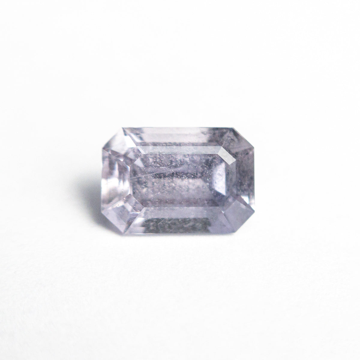 
            1.94ct 8.19x5.68x4.21mm Cut Corner Rectangle Step Cut Sapphire 25939-01