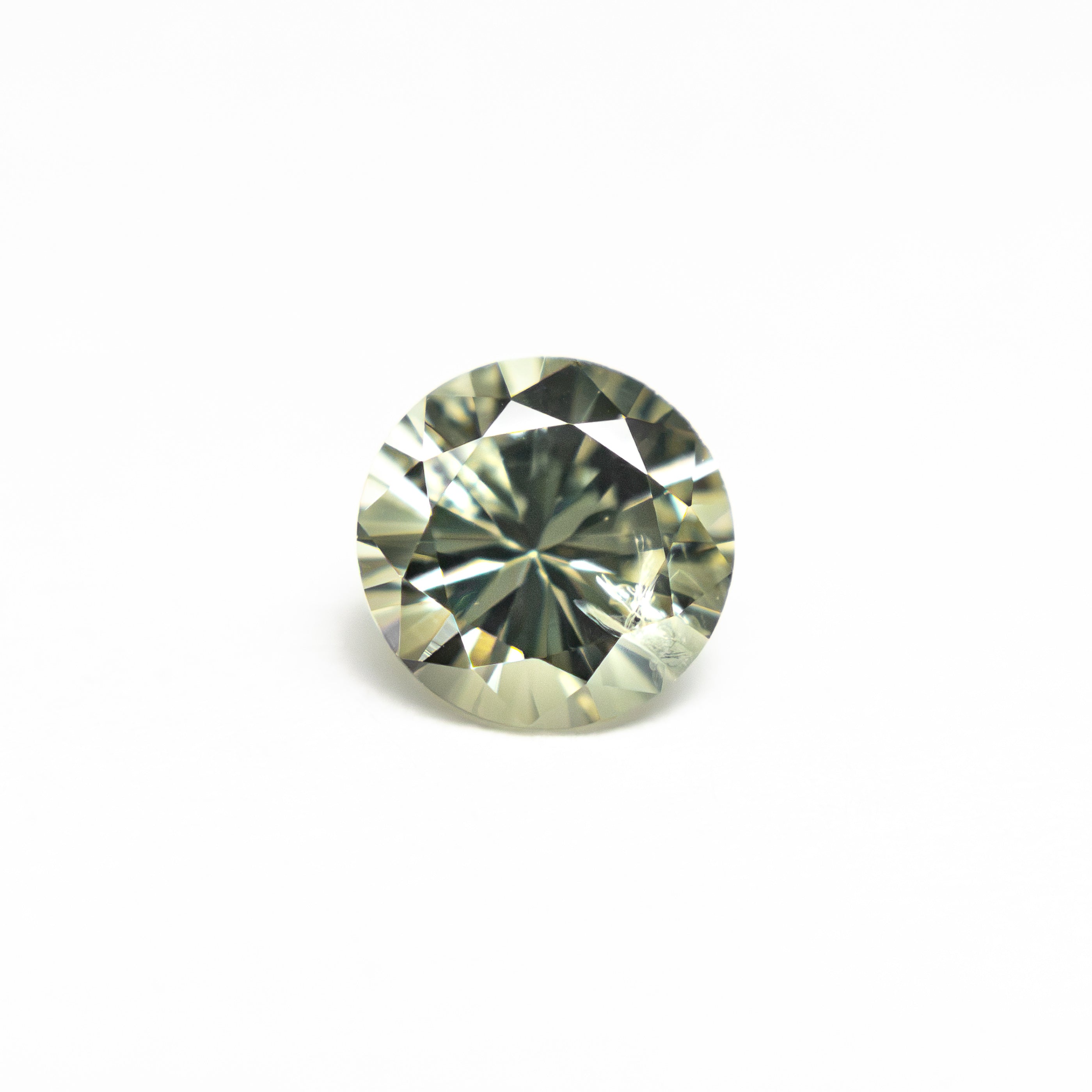 0.76ct 5.56x5.52x3.52mm Round Brilliant Sapphire 26134-16 - Gem