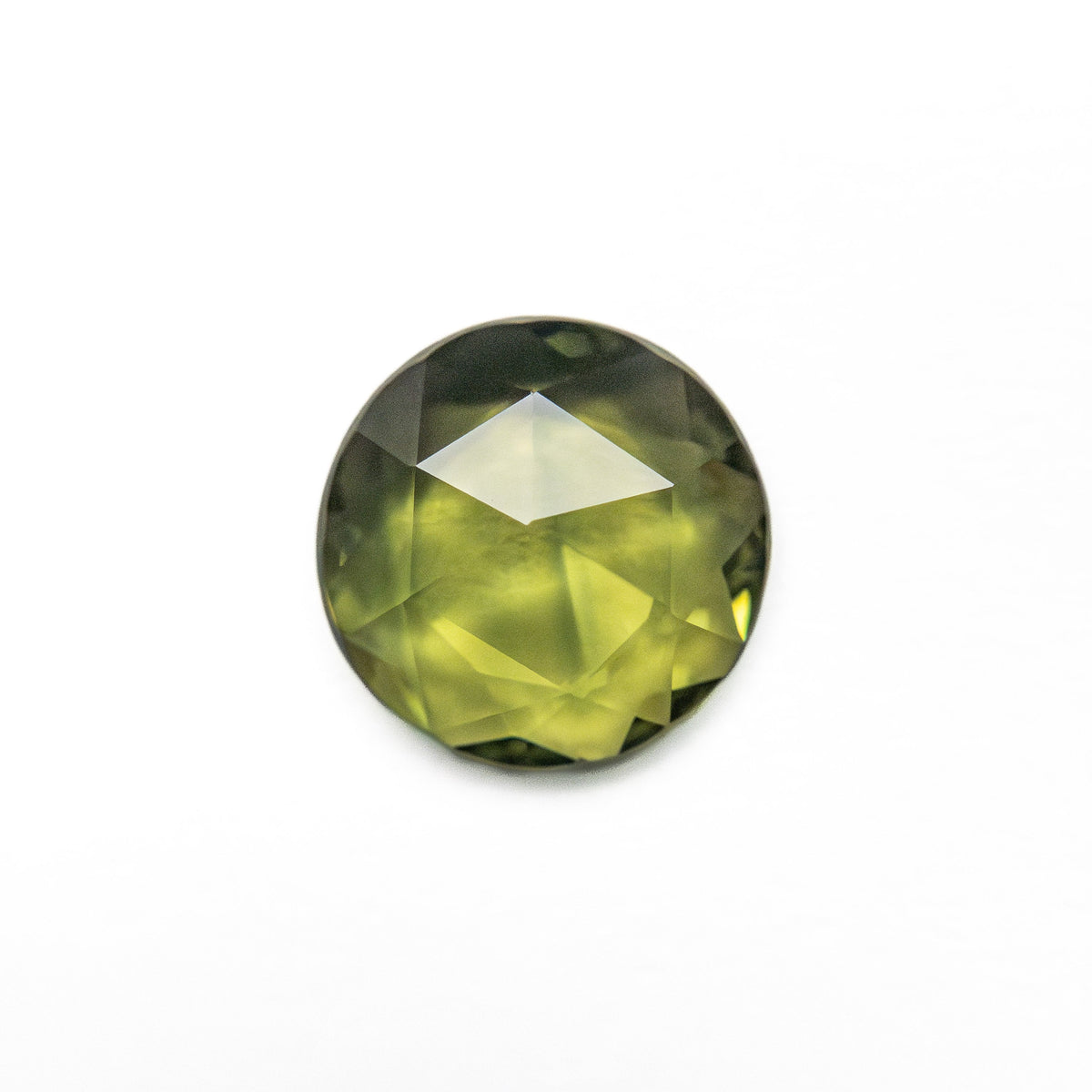 
            1.10ct 7.05x7.03x2.41mm Round Rosecut Sapphire 26327-86