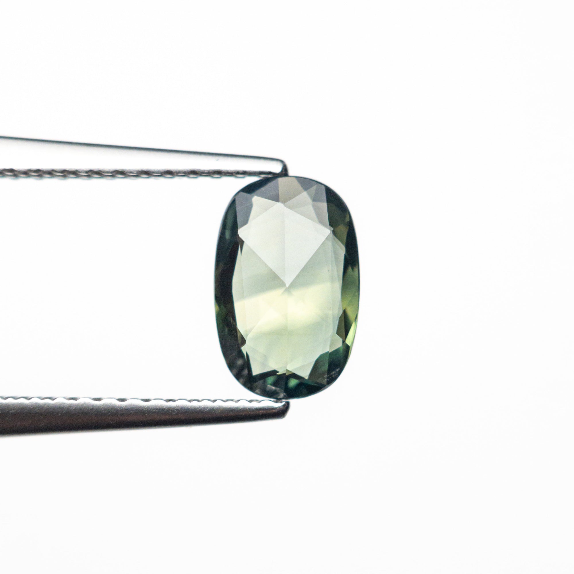 0.98ct 7.99x5.21x2.41mm Oval Rosecut Sapphire 26327-98