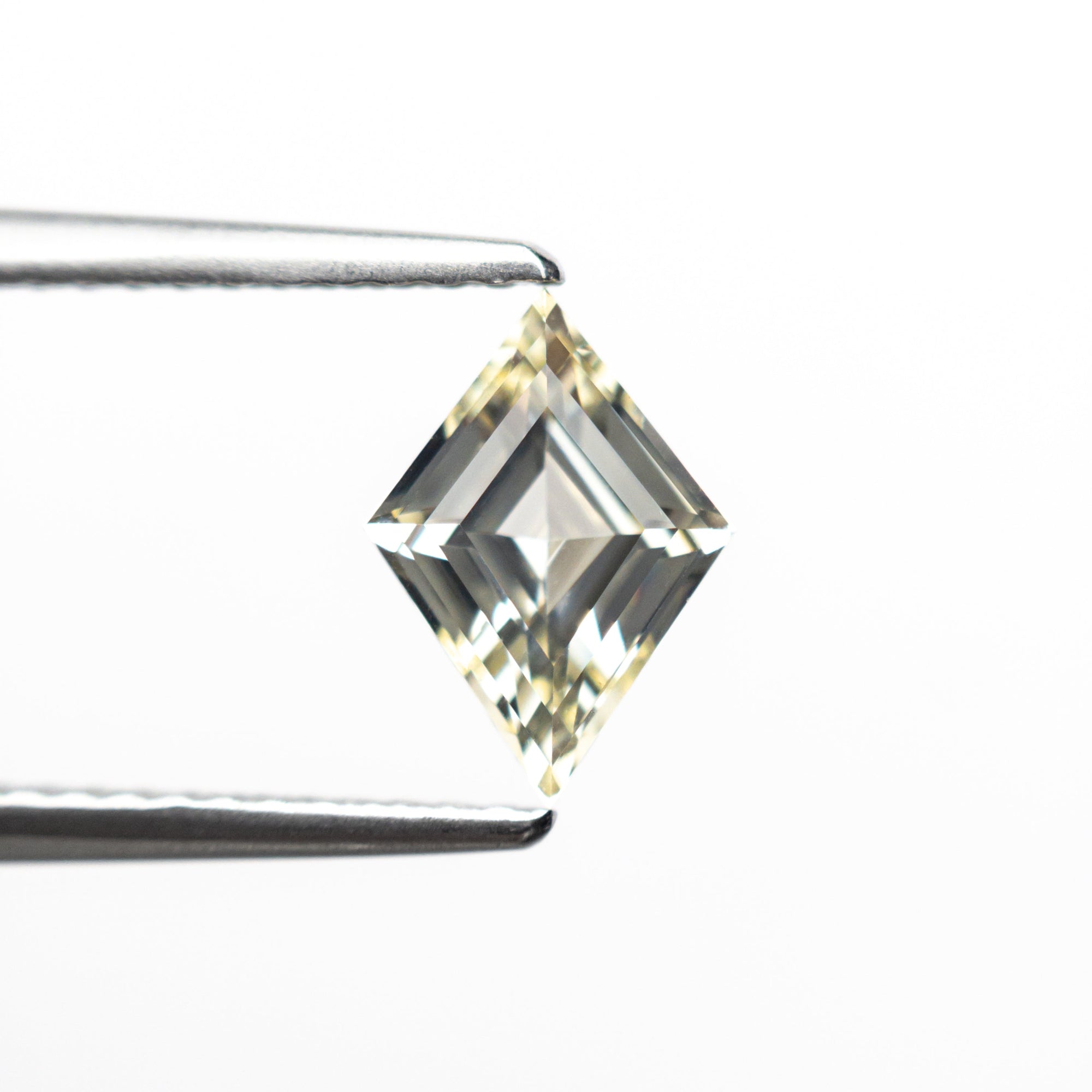 1.09ct 8.89x6.32x3.60mm Lozenge Step Cut Sapphire 26439-01