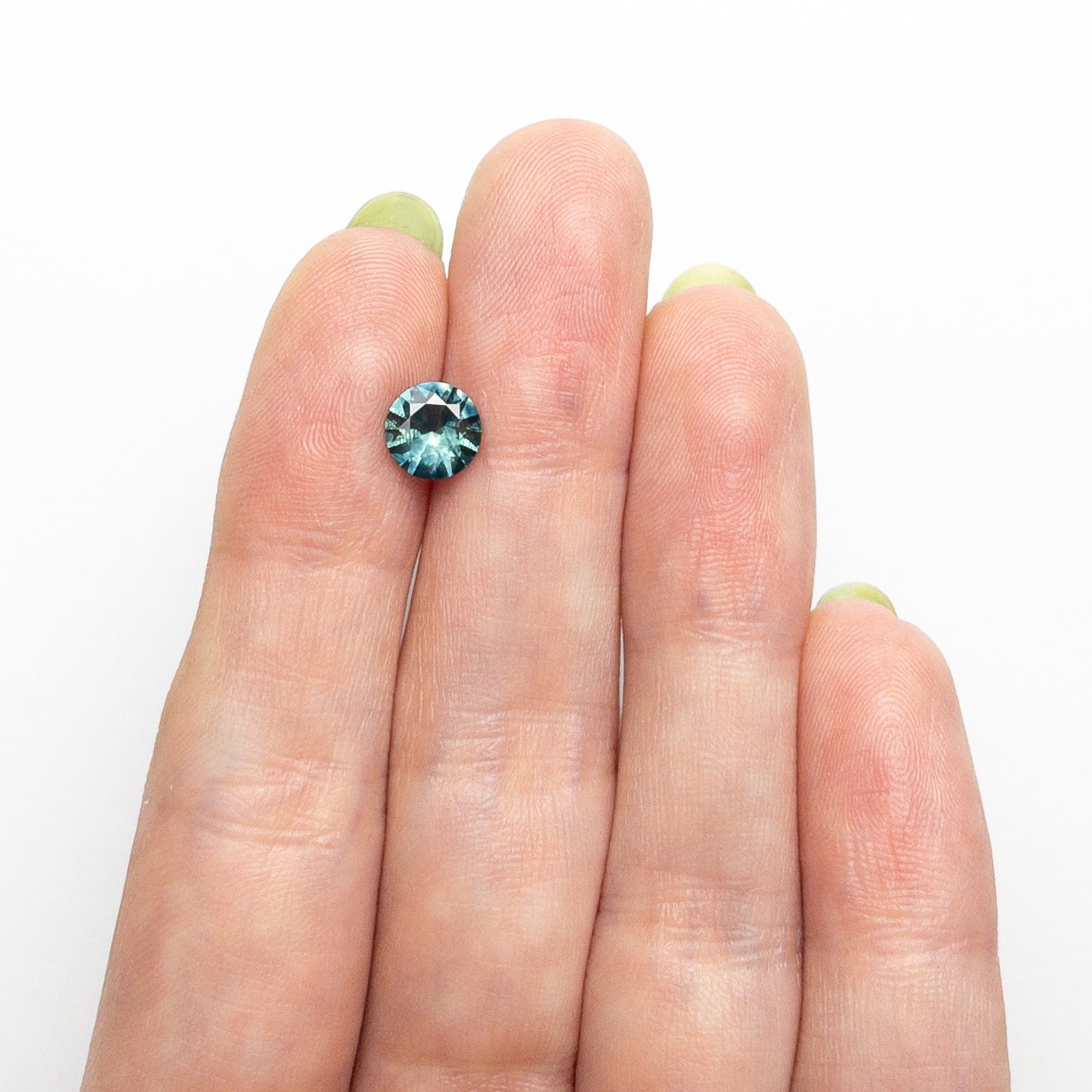 1.17ct 6.55x6.53x3.72mm Round Brilliant Sapphire 26524-23