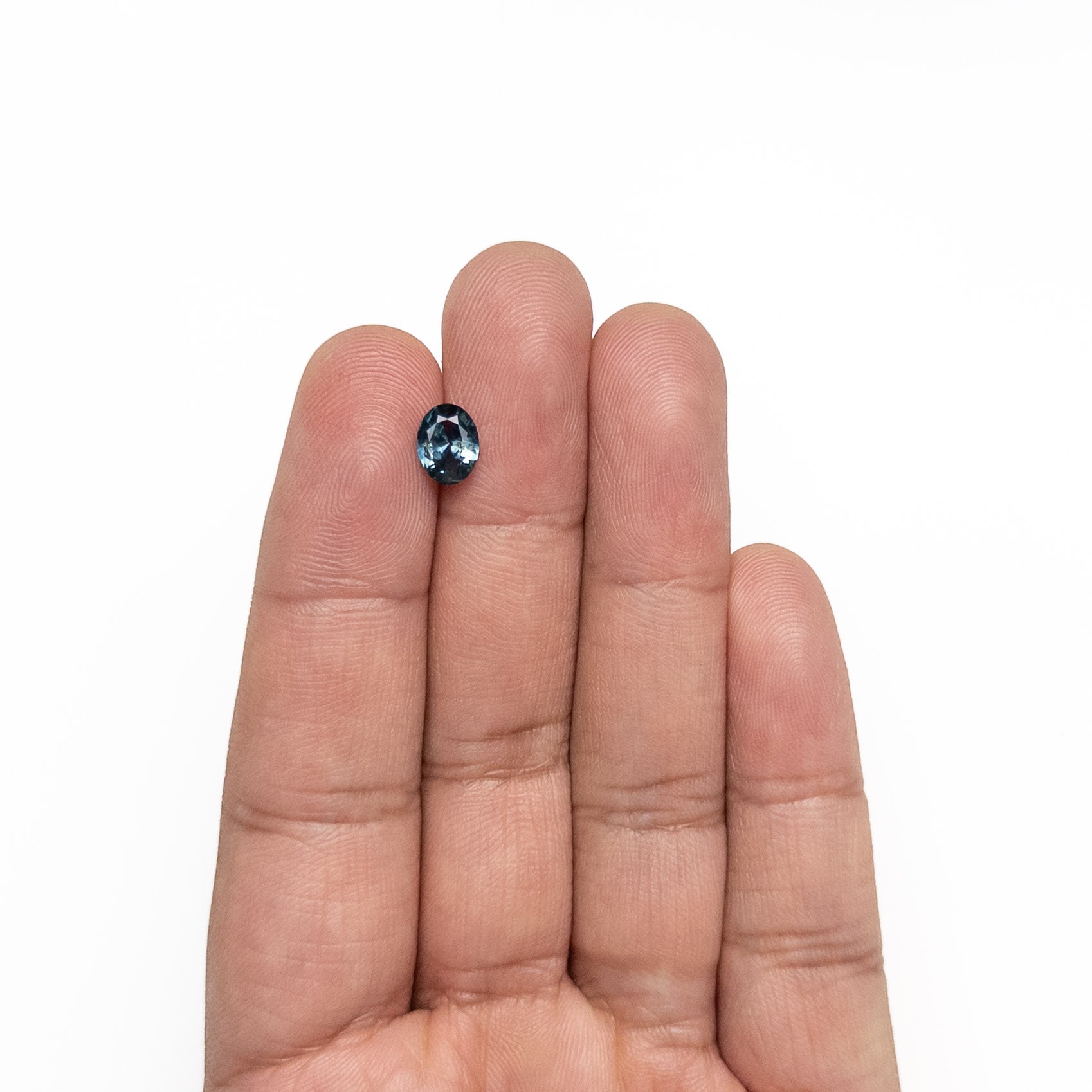 1.21ct 7.73x5.94x3.45mm Oval Brilliant Sapphire 26525-09