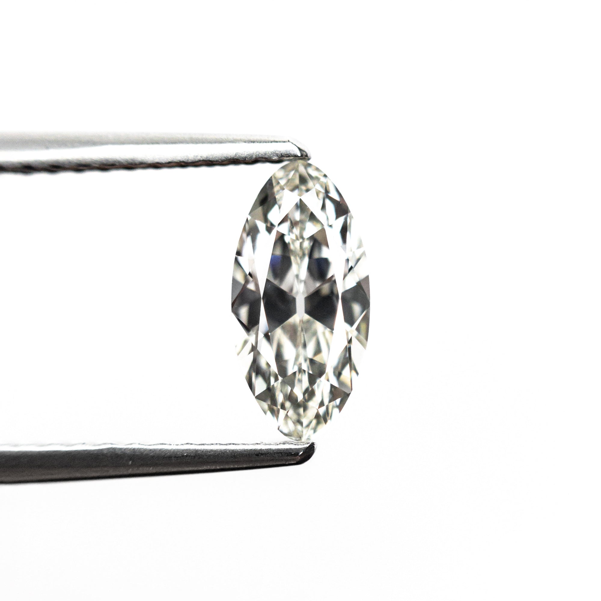 0.71ct 8.84x4.37x2.80mm VVS2 K Modern Antique Moval Brilliant 26540-02