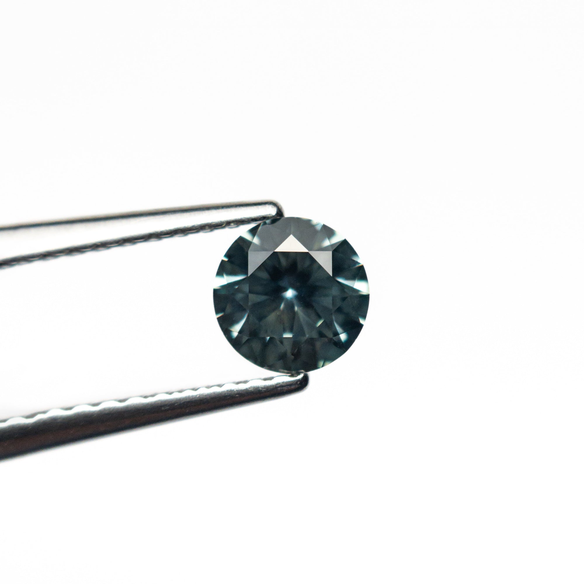 0.54ct 4.99x4.98x2.96mm Round Brilliant Sapphire 26556-13