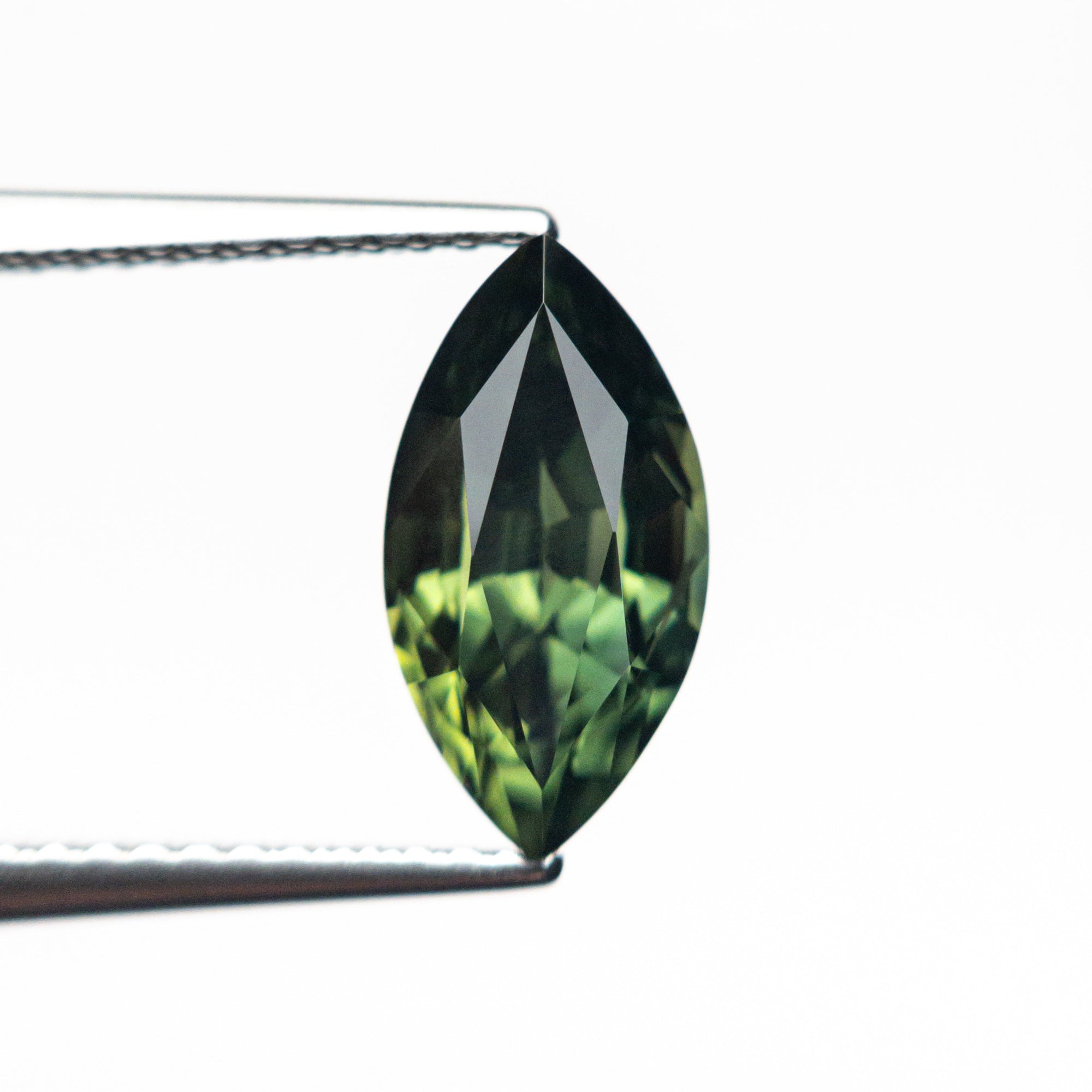 2.34ct 11.07x5.86x5.13mm Marquise Brilliant Sapphire 26632-05