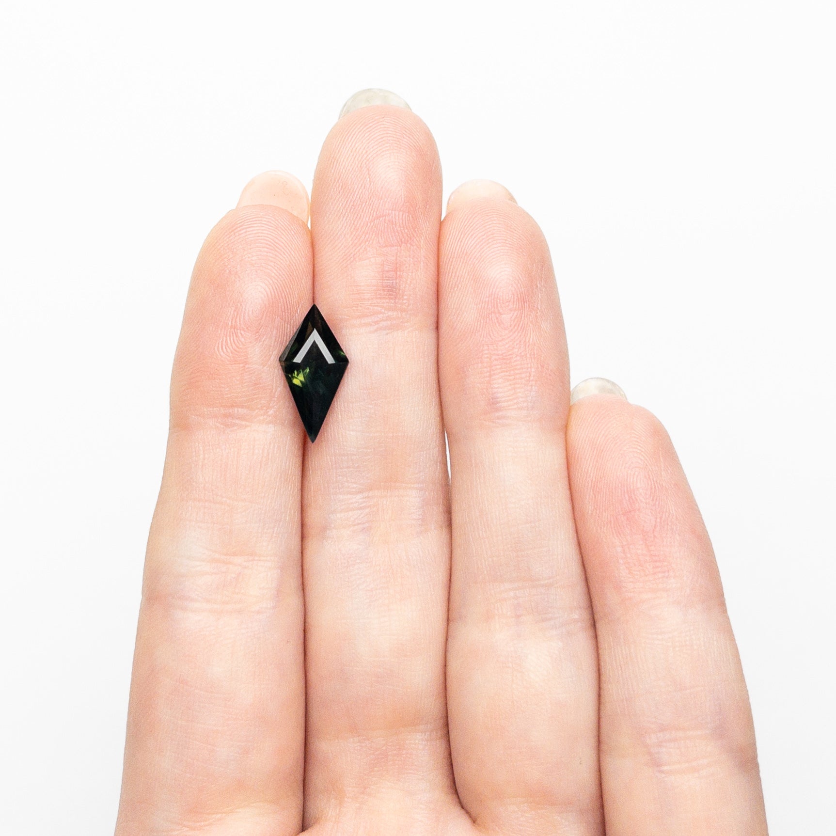 2.33ct 14.05x7.16x4.62mm Kite Step Cut Sapphire 26635-02