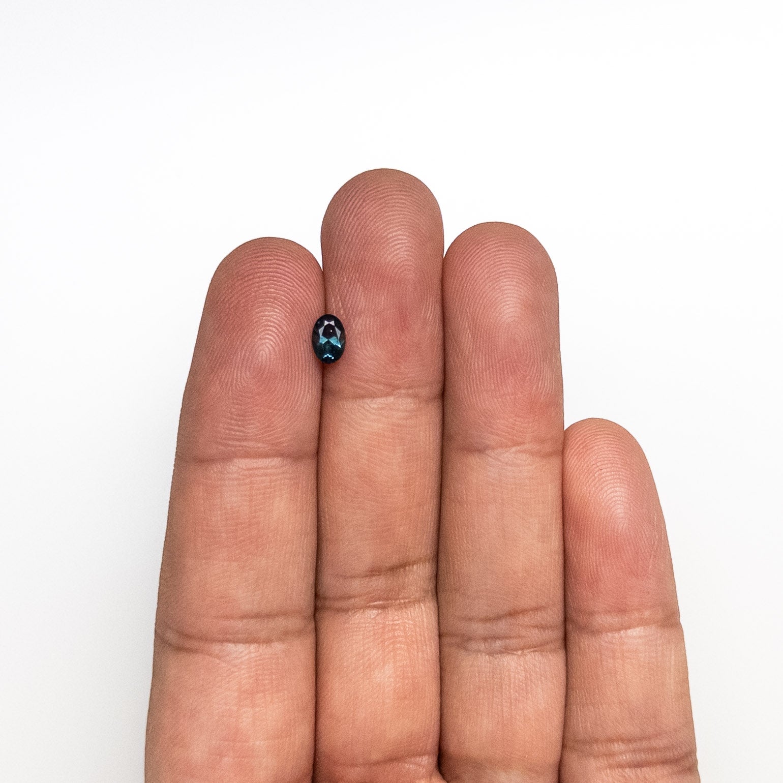 0.49ct 5.78x3.99x2.79mm Oval Brilliant Sapphire 26667-07