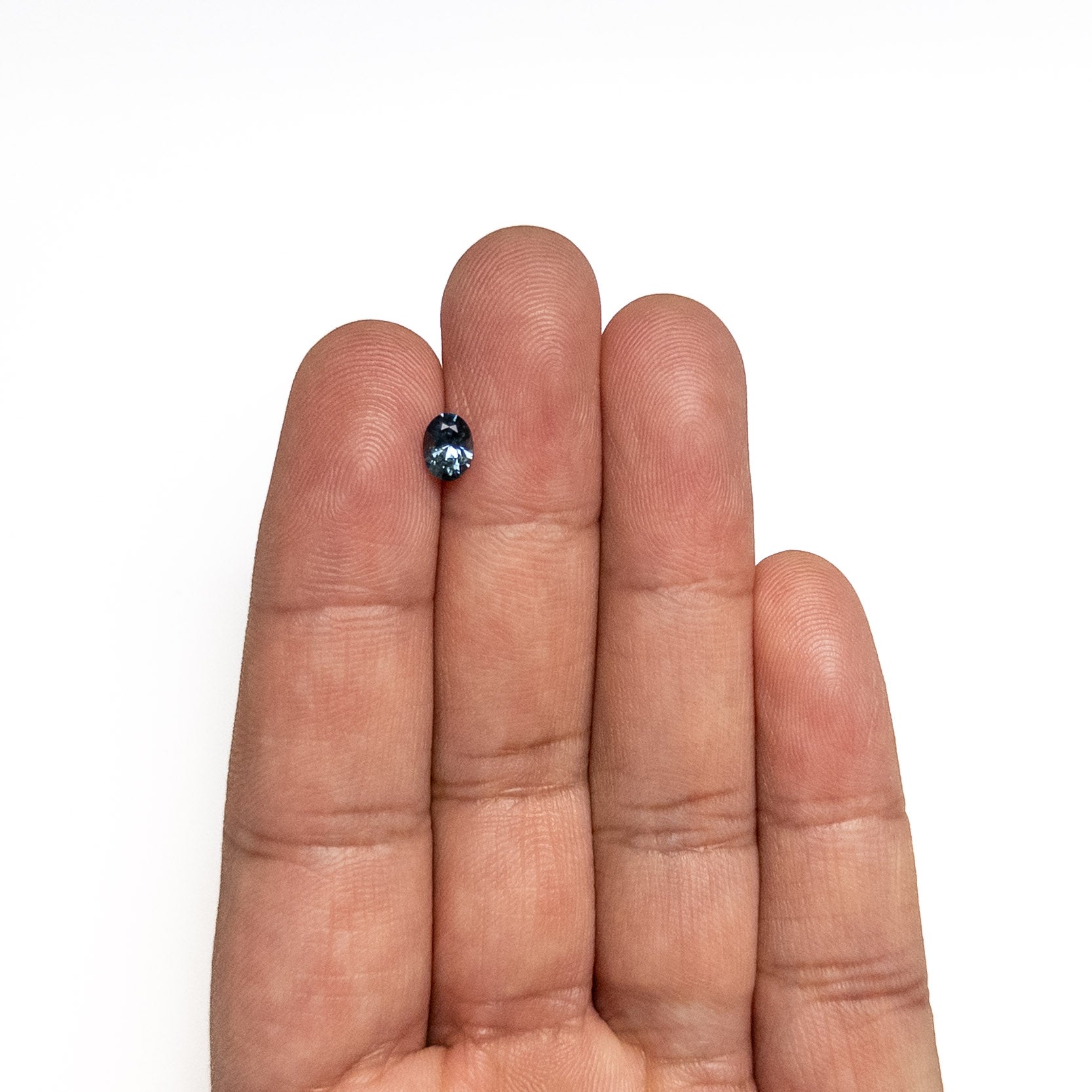 0.66ct 6.11x4.59x3.26mm Oval Brilliant Sapphire 26667-08