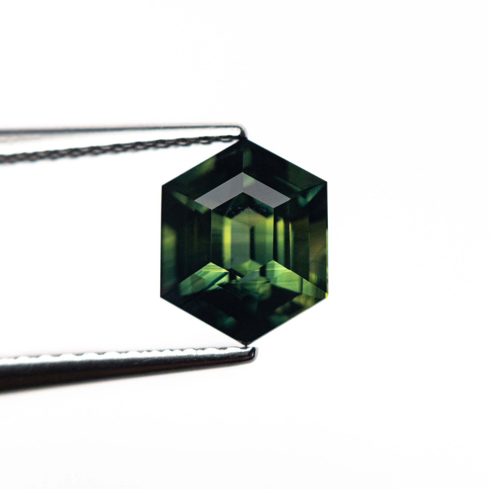 1.66ct 8.22x6.55x4.20mm Hexagon Step Cut Sapphire 26728-02