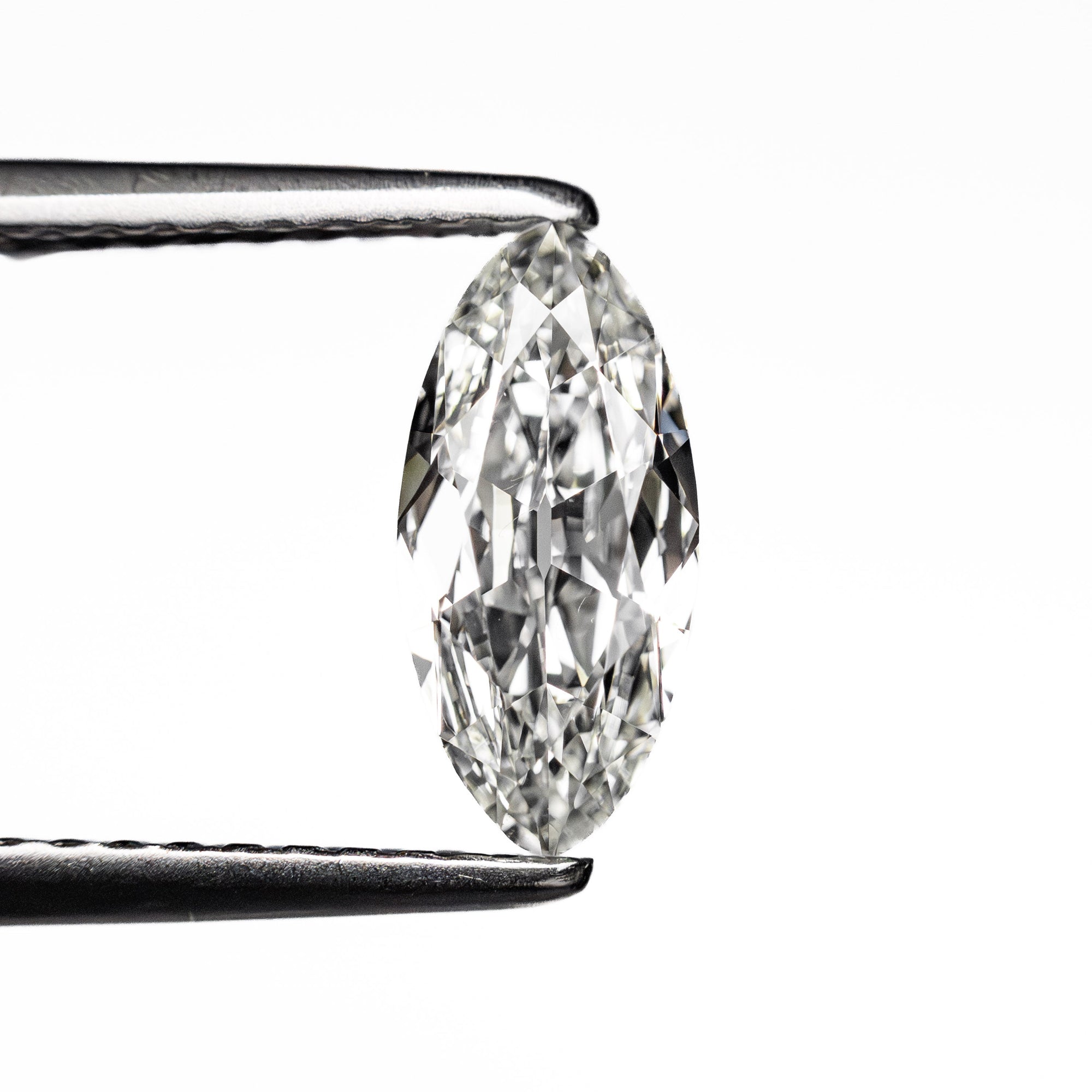 0.72ct 9.48x4.47x2.33mm VS2 H Moval Brilliant 26754-01