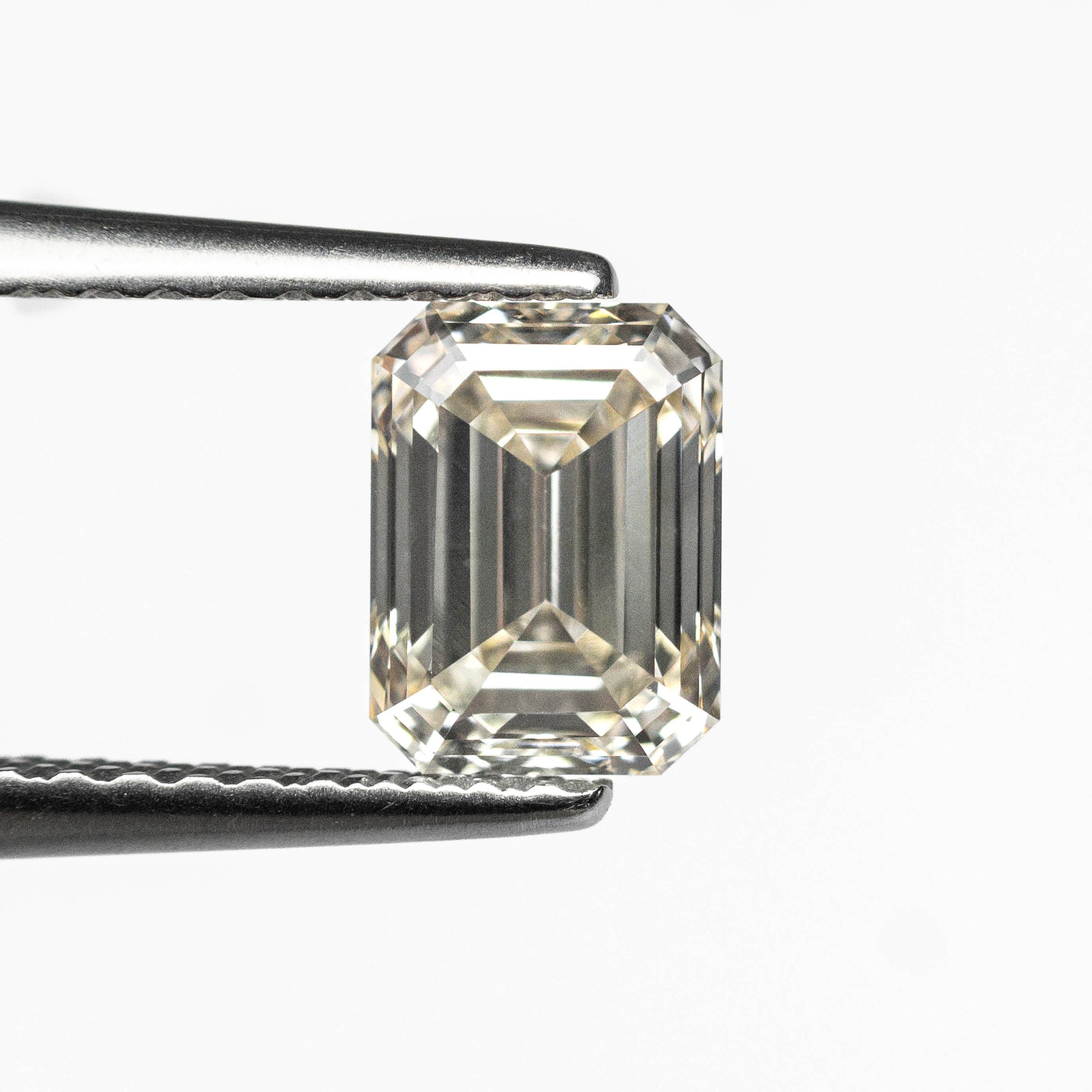 1.02ct 6.40x4.76x3.35mm VS1 Q-R Cut Corner Rectangle Step Cut 27376-10