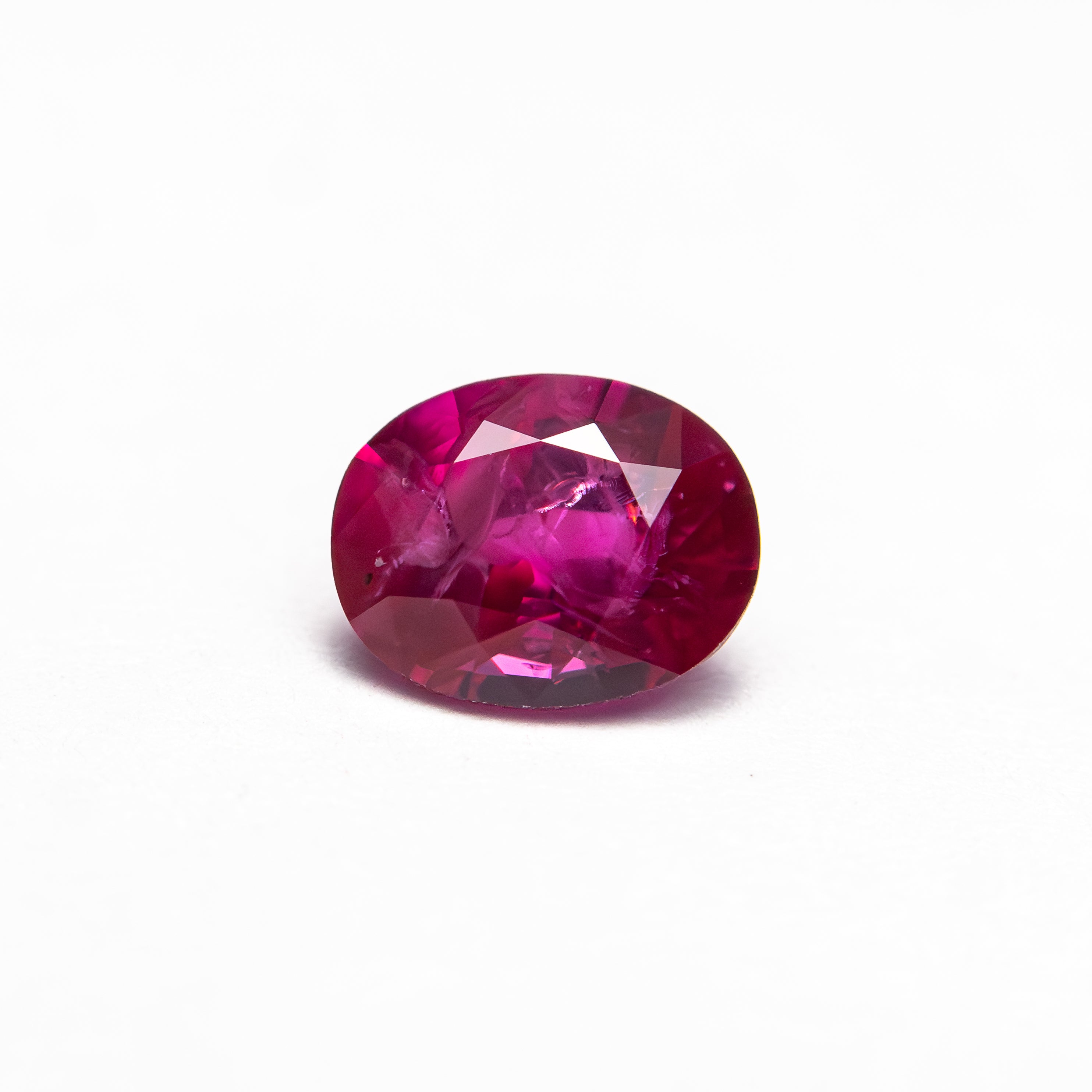 0.82ct 6.31x5.00x3.28mm Oval Brilliant Ruby 27957-02 - Gem Breakfast