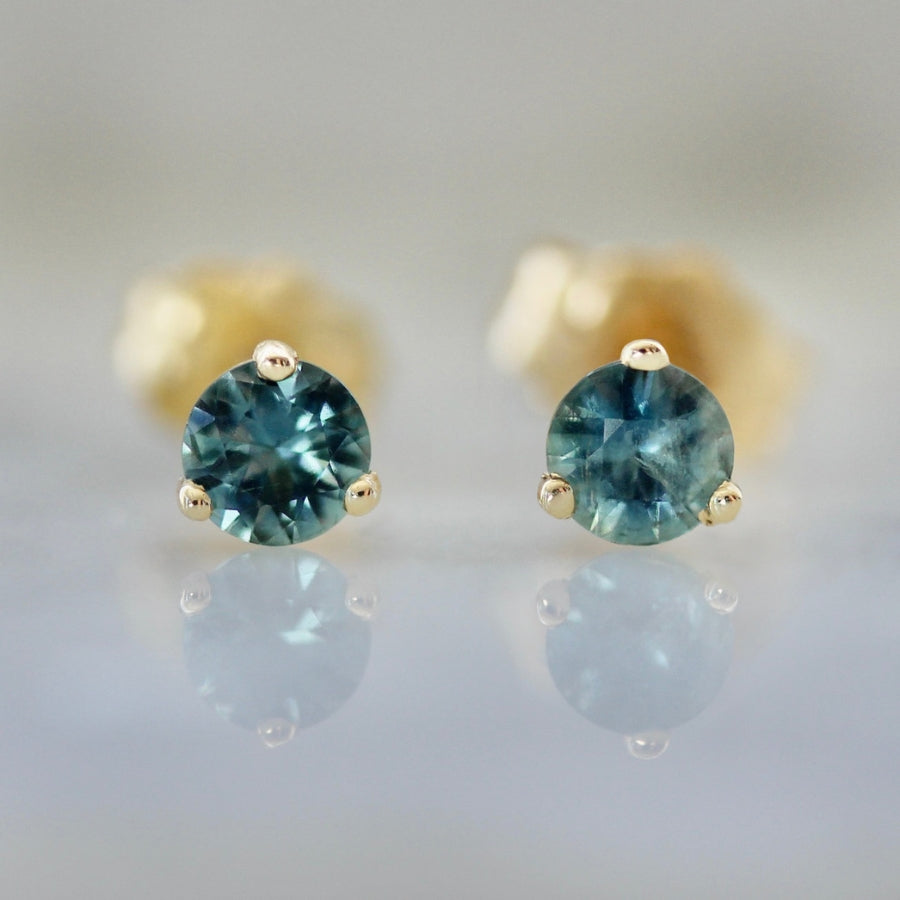 
            .41 Carats Total Teal Round Brilliant Cut Sapphire Earrings