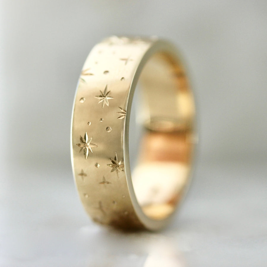 
            6mm Orion Star Engraved Gold Band