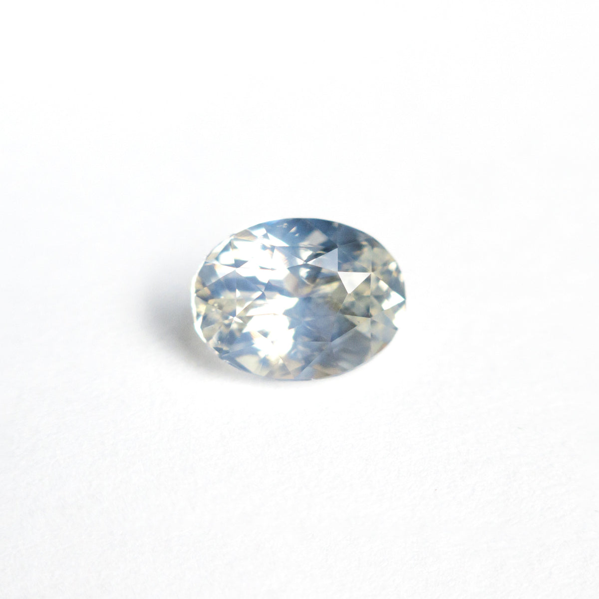 
            1.13ct 6.95x5.29x3.75mm Oval Brilliant Sapphire 25298-01