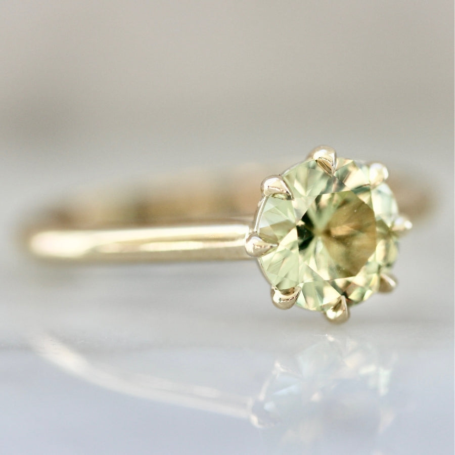Banana Buttercream Yellow Round Brilliant Cut Chrysoberyl Ring