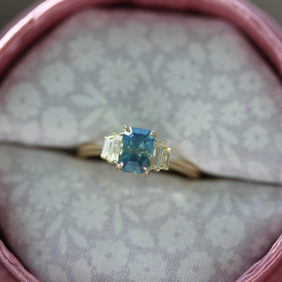 
            Bend &amp; Snap Teal Radiant Cut Opalescent Sapphire Ring