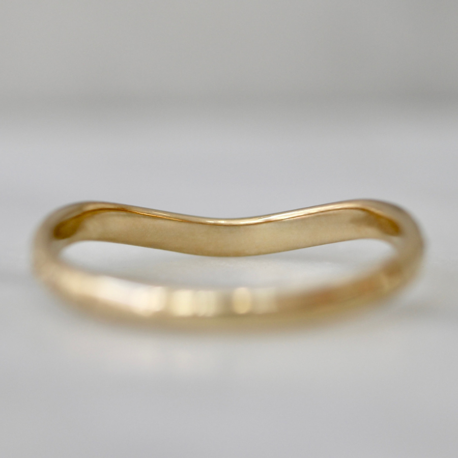 Celeste Star Engraved Curved Diamond Band