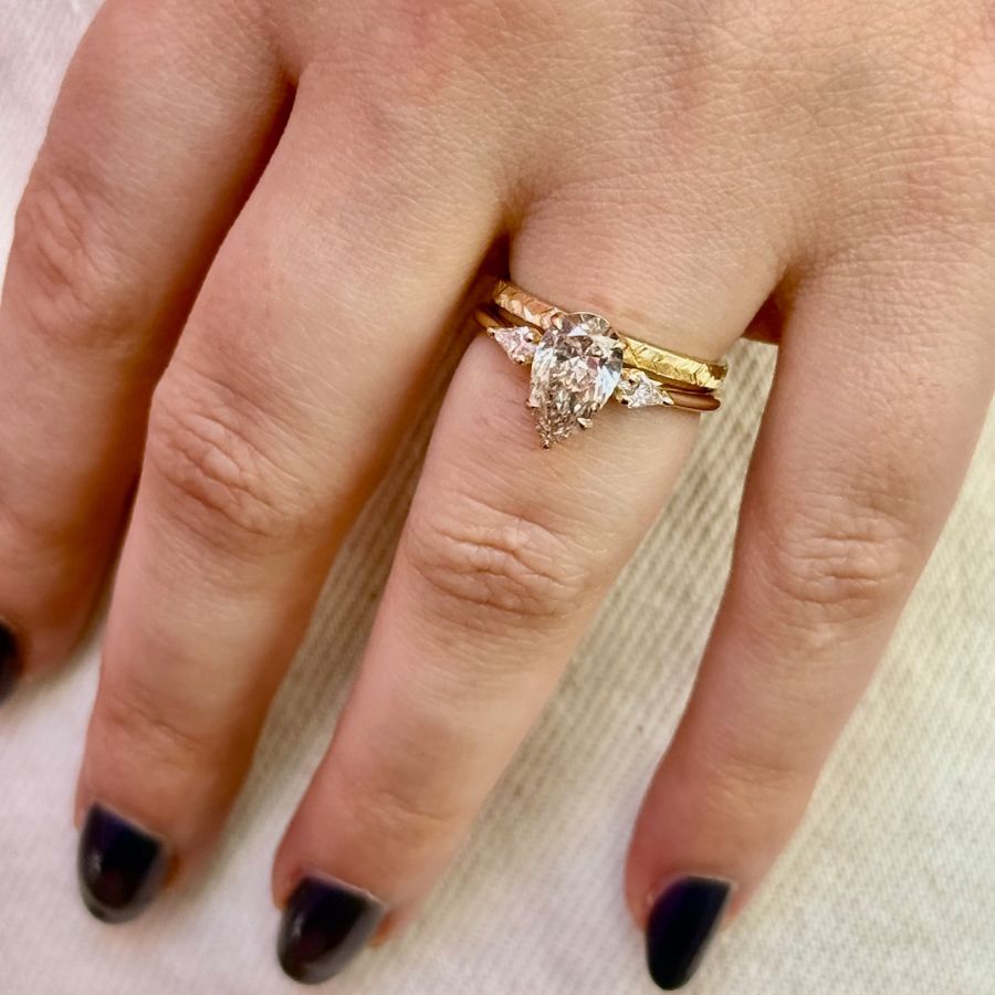 art deco engraved wedding band