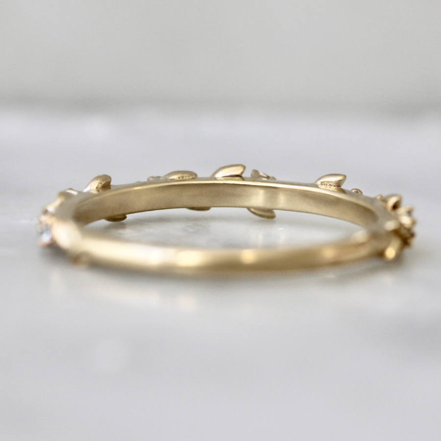 Diamond  Leaf and Vine Band