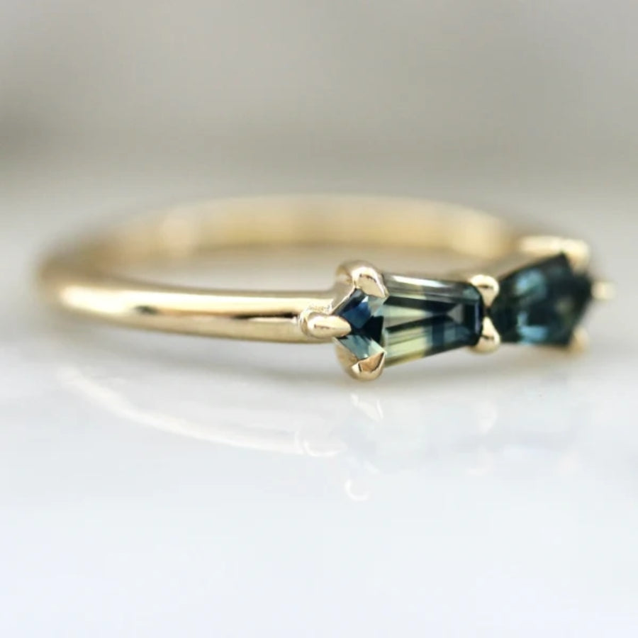 English Ivy Teal-Yellow Bi Color Sapphire Ring