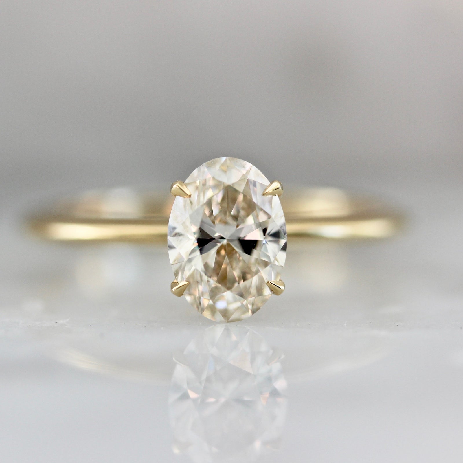 Oval Cut Champagne Diamond Ring in 18k Yellow Gold 2587
