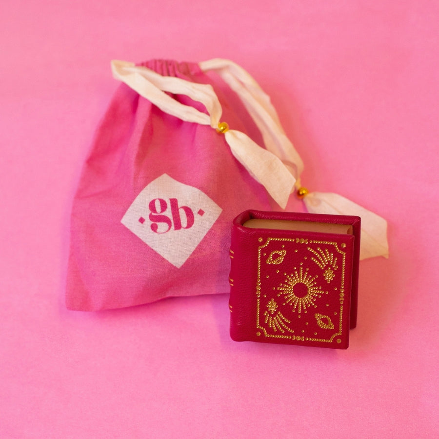 Kitty Baxter Book Ring Box