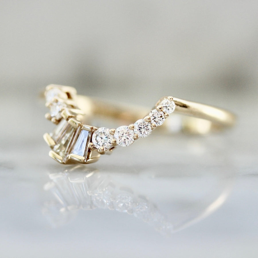 Lovesick Curved Diamond Band