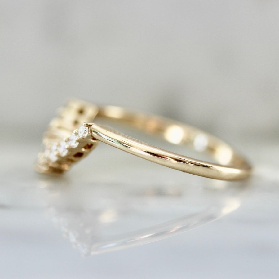 Lovesick Curved Diamond Band
