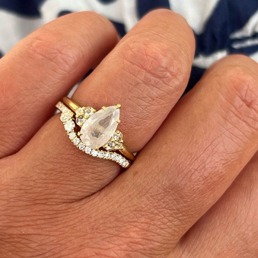 On the Rocks Curved Diamond Band