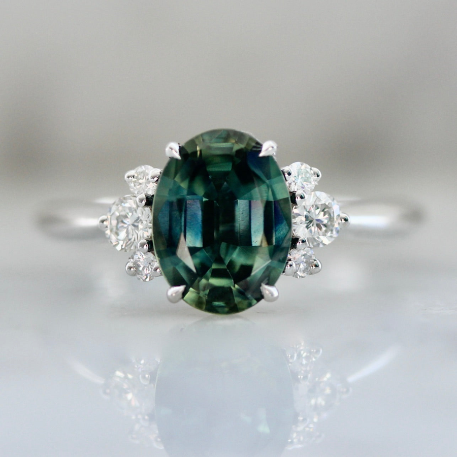 4062 Green sapphire & diamond White Gold engagement ring