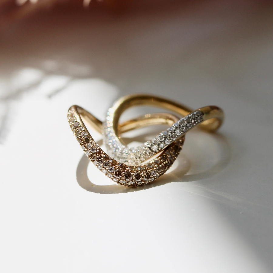 curved champagne diamond pavé band