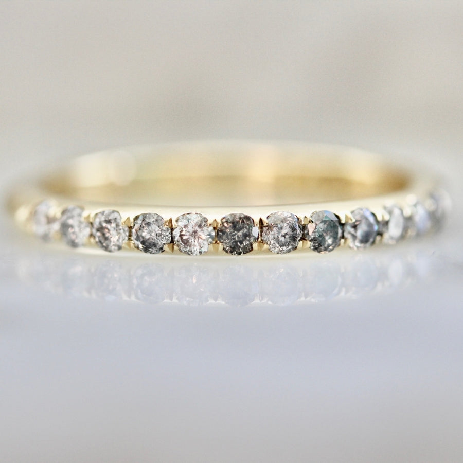 
            Salt &amp; Pepper Diamond Band