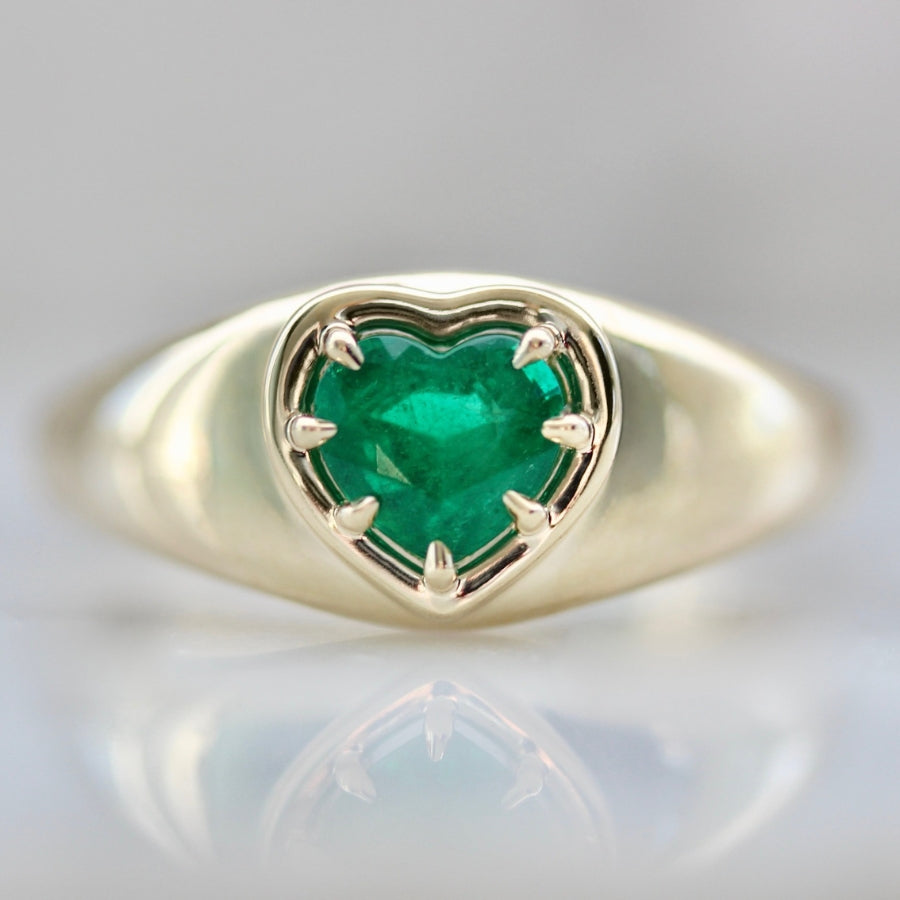 
            Sour Apple Heart Cut Emerald Bombe Ring