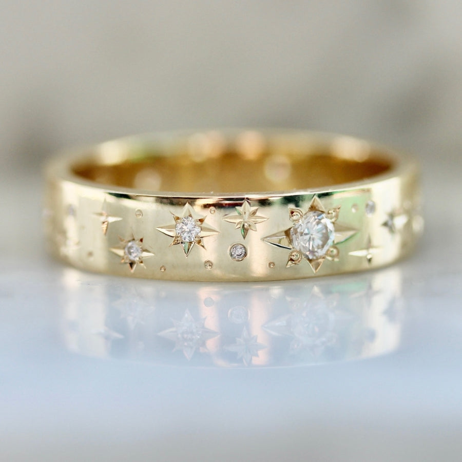 
            Star Engraved Gold Wedding Band with Diamonds 