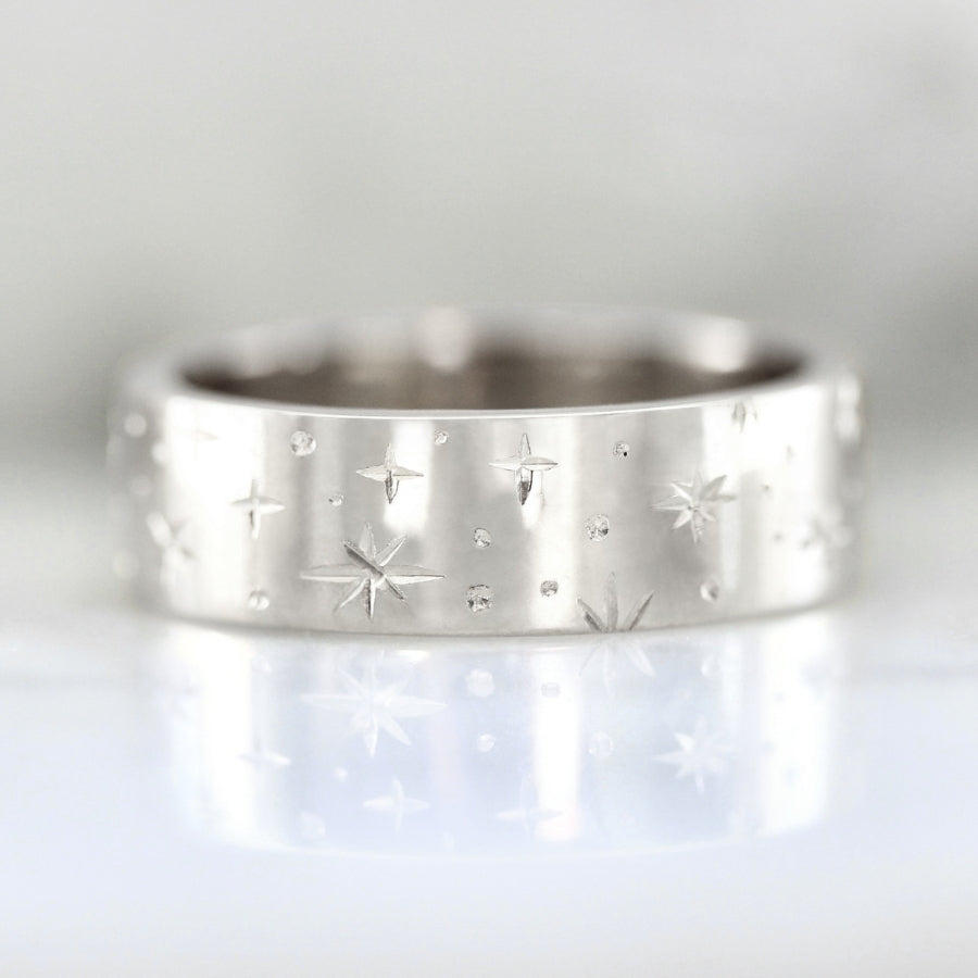 
            Star Engraved Ring in white gold