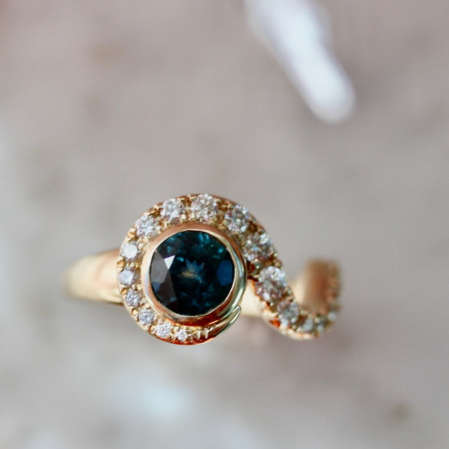 Starry Night Blue Round Brilliant Cut Montana Sapphire Ring