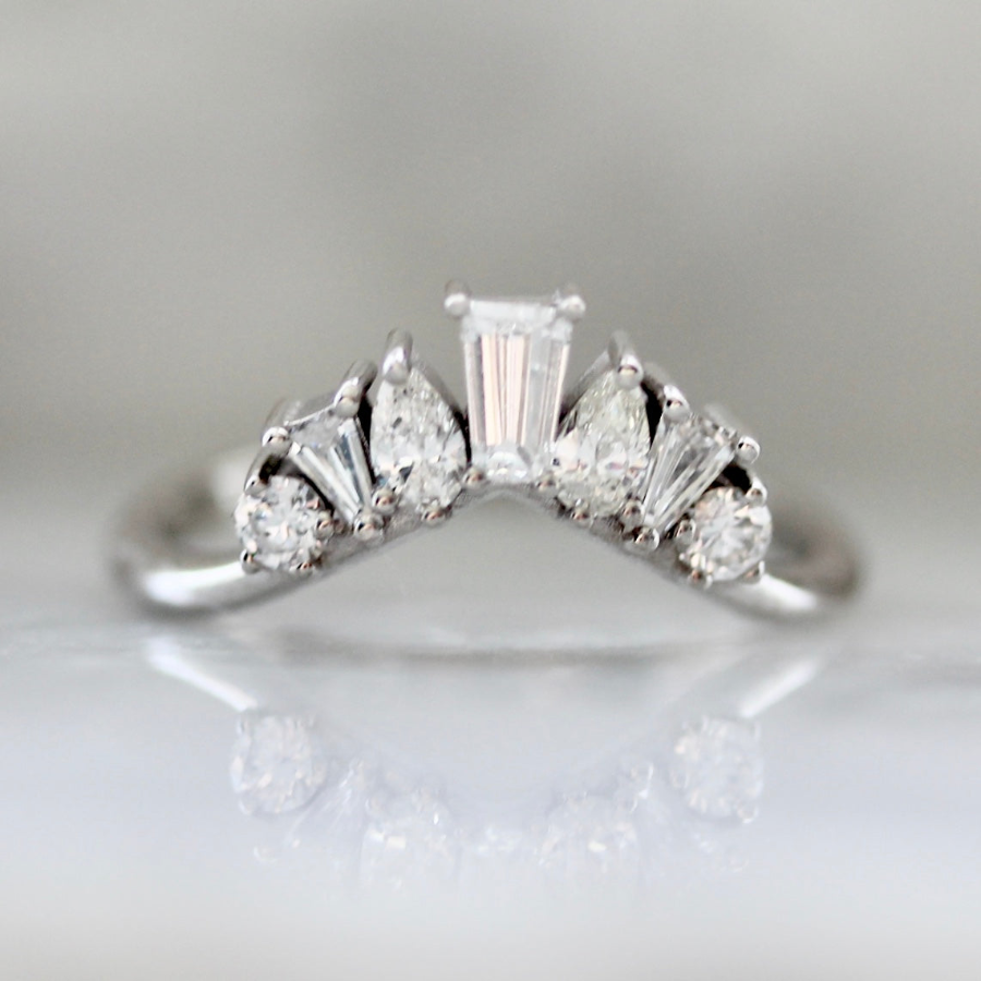 2162 White Gold Diamond Tiara Band