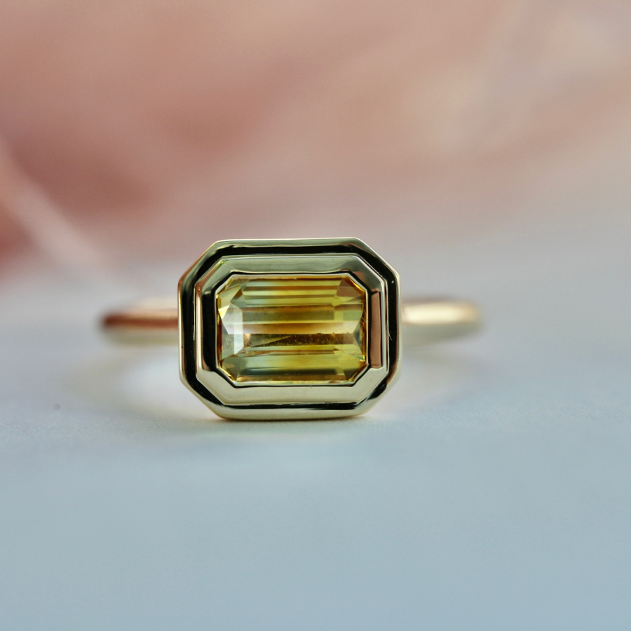 Yellow-White Sapphire Ring