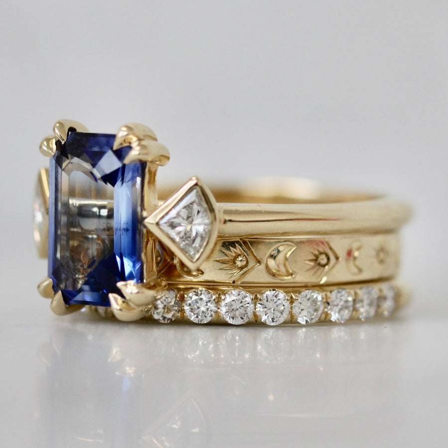 blue sapphire engagement ring