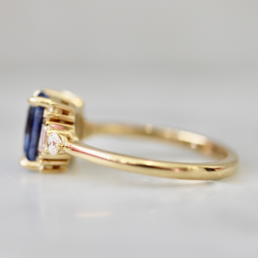 
            blue sapphire ring