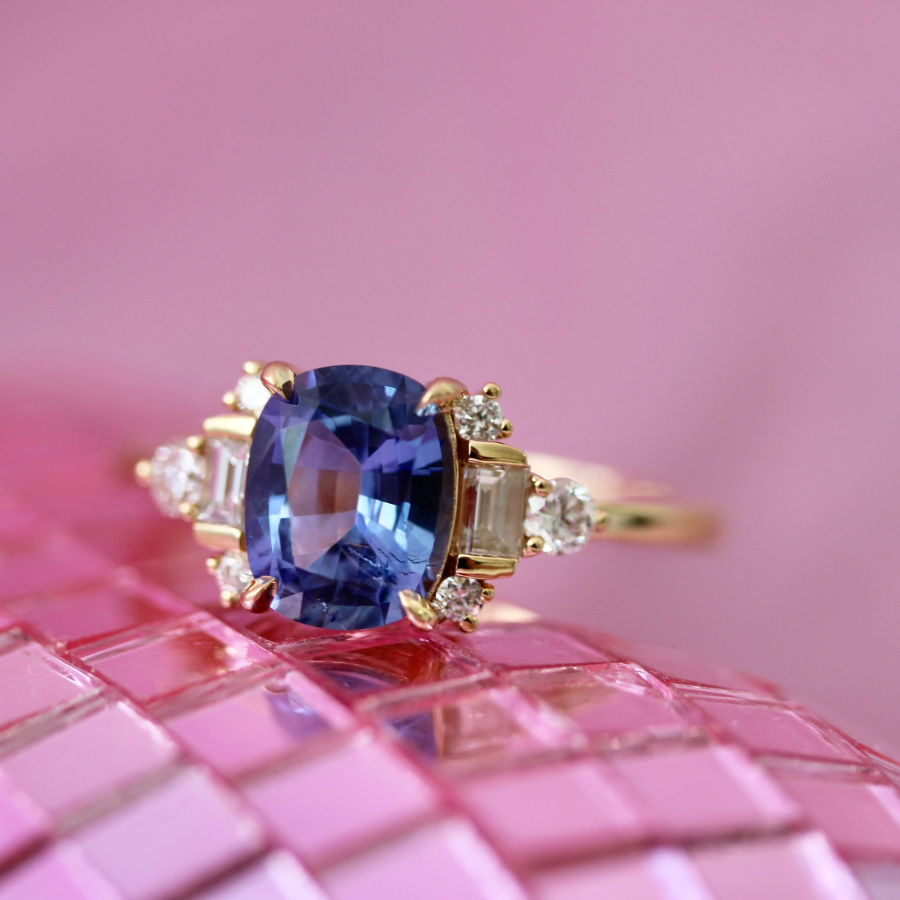 blue sapphire ring