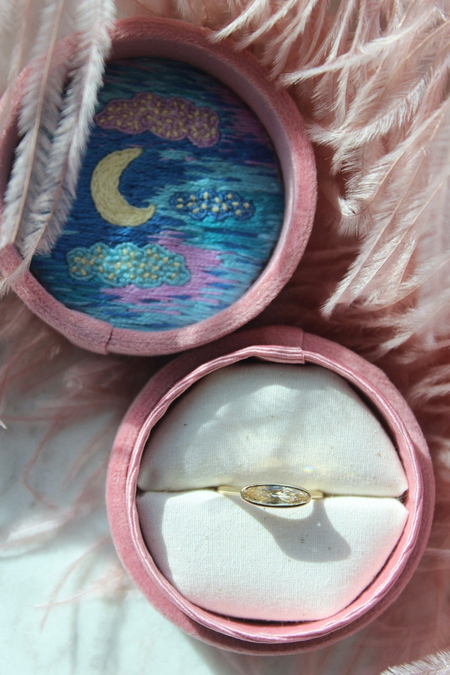 champagne moval ring