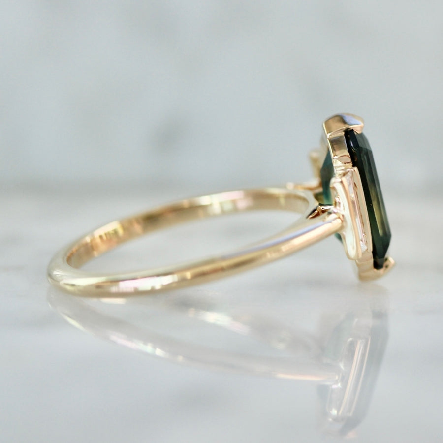 
            green-yellow sapphire ring